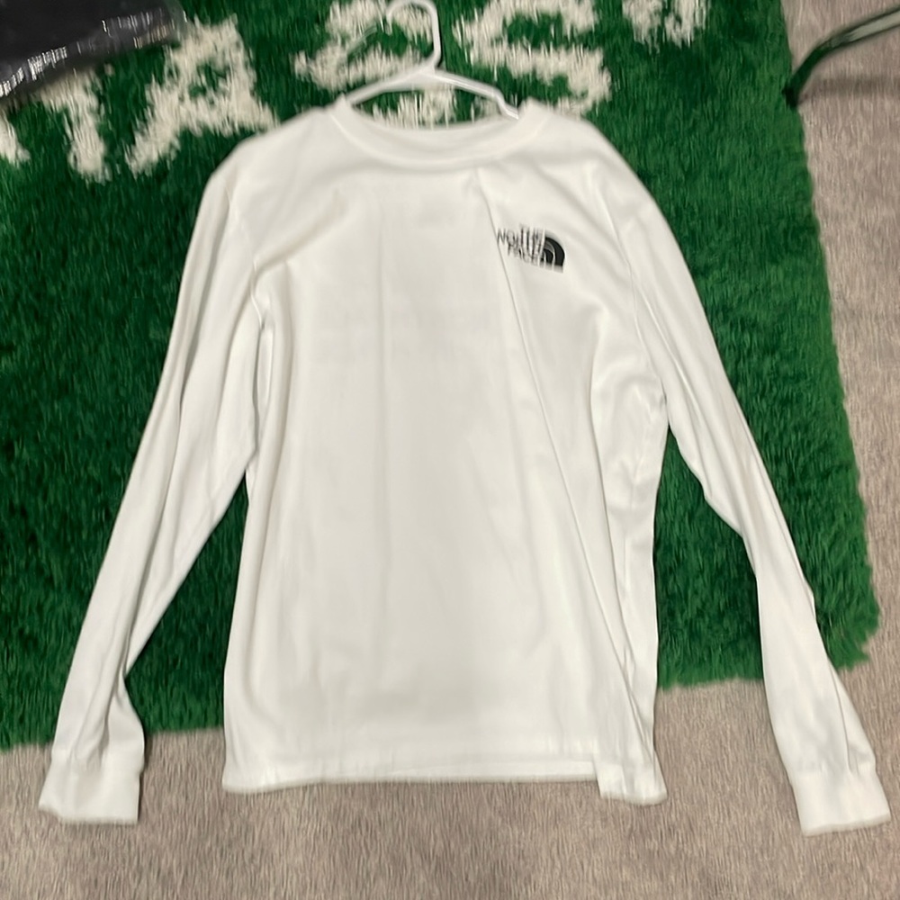North Face LS tee Size XL